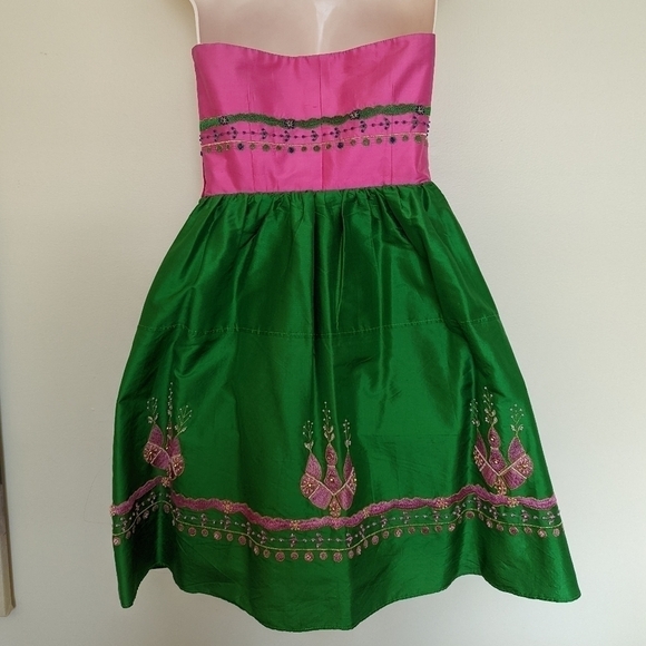 BETSEY JOHNSON Indian embroidered silk mini dress strapless 2 xs small - Picture 6 of 14